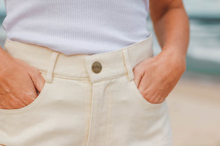 90's Denim Shorts - Ecru